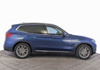 Подержанный автомобиль BMW X3 2018 года (4 фото)