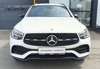 Подержанный автомобиль Mercedes-Benz GLC Coupe 2021 года (2 фото)