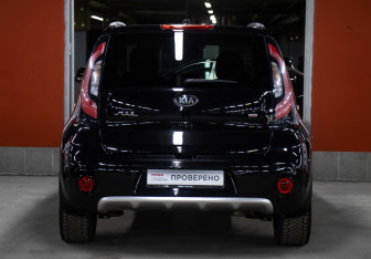 Подержанный автомобиль Kia Soul 2017 года (6 фото)