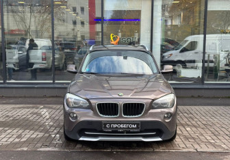 Подержанный автомобиль BMW X1 2010 года (2 фото)