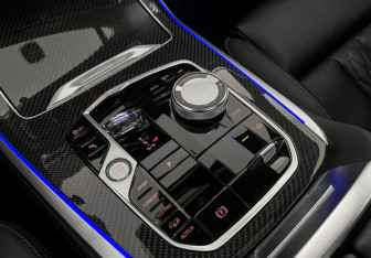 Подержанный автомобиль BMW X7 2024 года (19 фото)