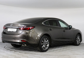 Подержанный автомобиль Mazda 6 Sedan 2020 года (5 фото)