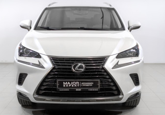 Подержанный автомобиль Lexus NX 2018 года (2 фото)