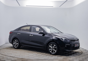 Подержанный автомобиль Kia Rio Sedan 2018 года (3 фото)