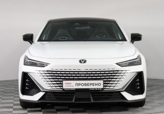 Подержанный автомобиль Changan UNI-V 2024 года (2 фото)