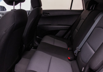 Подержанный автомобиль Hyundai Creta 2019 года (11 фото)