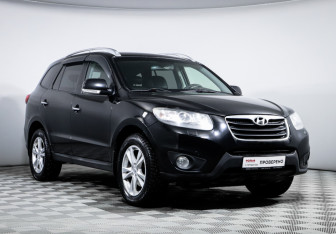 Подержанный автомобиль Hyundai Santa Fe 2010 года (3 фото)