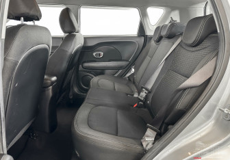 Подержанный автомобиль Kia Soul 2015 года (11 фото)