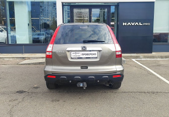 Подержанный автомобиль Honda CR-V 2008 года (6 фото)