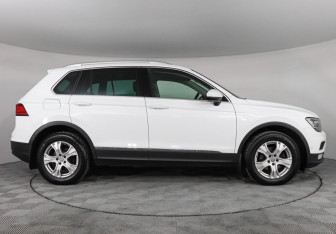 Подержанный автомобиль Volkswagen Tiguan 2017 года (4 фото)
