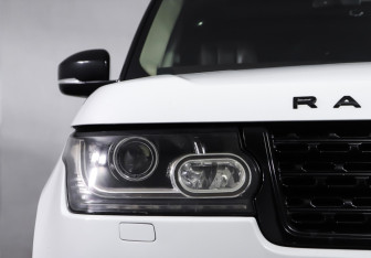 Подержанный автомобиль Land Rover Range Rover 2013 года (26 фото)