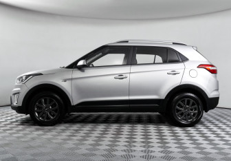 Подержанный автомобиль Hyundai Creta 2021 года (9 фото)