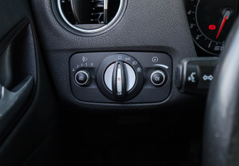 Подержанный автомобиль Ford Mondeo Wagon 2012 года (18 фото)