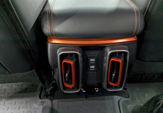 Подержанный автомобиль Haval Dargo 2023 года (17 фото)