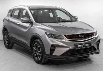 Подержанный автомобиль Geely Coolray 2022 года (3 фото)