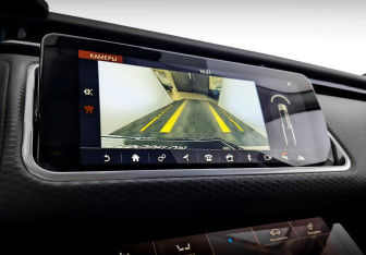 Подержанный автомобиль Land Rover Range Rover Velar 2020 года (30 фото)