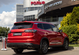 Подержанный автомобиль Chery Tiggo 8 Pro Max 2022 года (4 фото)