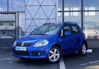 Подержанный автомобиль Suzuki SX4 Hatchback 2009 года (1 фото)