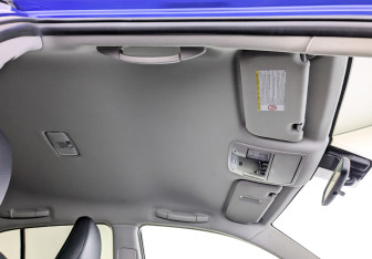 Подержанный автомобиль Lexus CT 2013 года (22 фото)