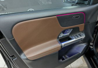 Подержанный автомобиль Mercedes-Benz GLB 2021 года (12 фото)
