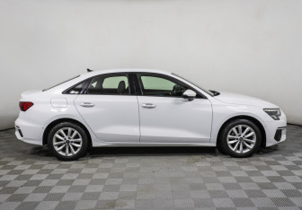 Подержанный автомобиль Audi A3 Sedan 2021 года (4 фото)