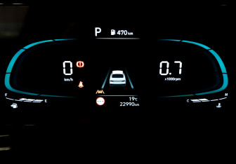 Подержанный автомобиль Hyundai Elantra Sedan 2024 года (13 фото)