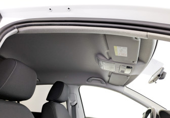 Подержанный автомобиль Skoda Rapid Liftback 2021 года (22 фото)
