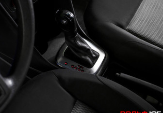 Подержанный автомобиль Volkswagen Polo Sedan 2011 года (14 фото)