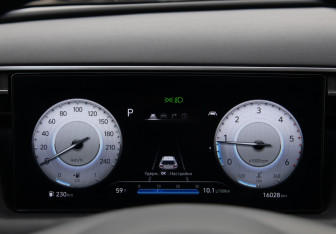 Подержанный автомобиль Hyundai Tucson 2022 года (9 фото)