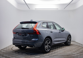 Подержанный автомобиль Volvo XC60 2019 года (5 фото)