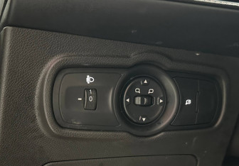 Подержанный автомобиль Omoda S5 GT 2024 года (12 фото)