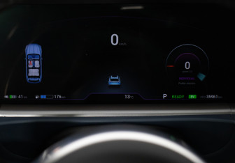 Подержанный автомобиль Voyah Free 2023 года (12 фото)