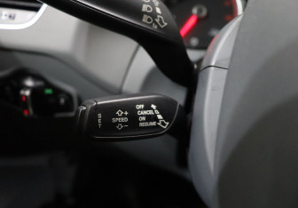 Подержанный автомобиль Audi Q5 2013 года (16 фото)