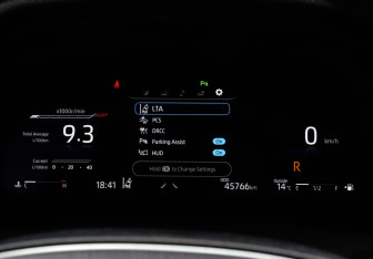 Подержанный автомобиль Toyota Camry Sedan 2022 года (9 фото)
