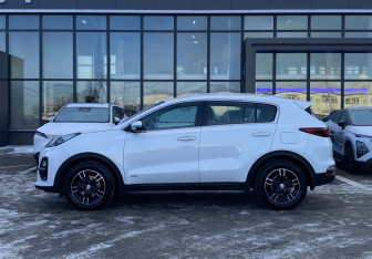 Подержанный автомобиль Kia Sportage 2020 года (8 фото)