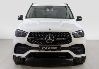 Подержанный автомобиль Mercedes-Benz GLE 2020 года (2 фото)