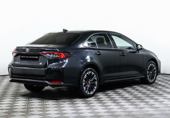 Подержанный автомобиль Toyota Corolla Sedan 2021 года (5 фото)