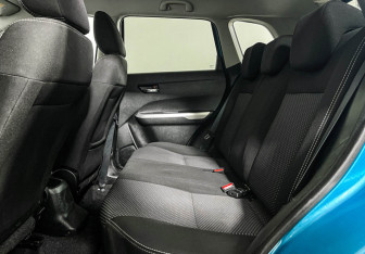 Подержанный автомобиль Suzuki Vitara 2016 года (10 фото)