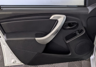 Подержанный автомобиль LADA (ВАЗ) Largus Wagon 2021 года (19 фото)