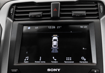 Подержанный автомобиль Ford Mondeo Sedan 2019 года (10 фото)