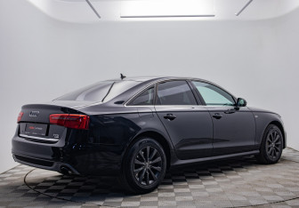 Подержанный автомобиль Audi A6 Sedan 2013 года (5 фото)