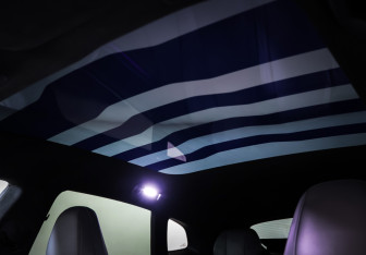 Подержанный автомобиль Zeekr 001 2024 года (22 фото)