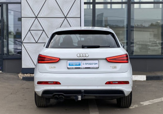 Подержанный автомобиль Audi Q3 2014 года (6 фото)
