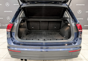 Подержанный автомобиль Volkswagen Tiguan 2017 года (10 фото)