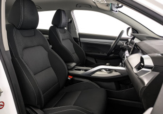 Подержанный автомобиль Geely Coolray 2023 года (24 фото)