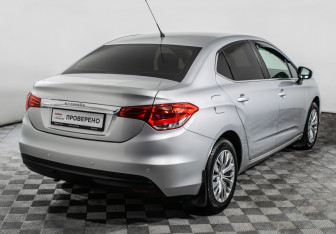 Подержанный автомобиль Citroen C4 Sedan 2013 года (5 фото)