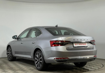 Новый Skoda Superb Liftback 2025 (8 фото)