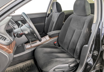 Подержанный автомобиль Nissan Teana 2011 года (20 фото)