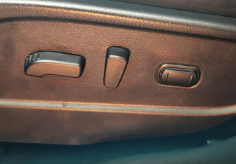 Подержанный автомобиль Nissan Murano Suv 2012 года (15 фото)