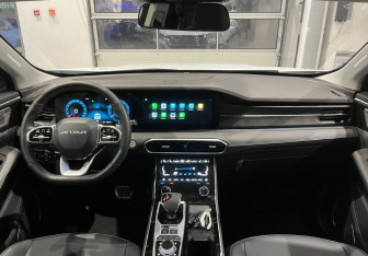 Подержанный автомобиль Jetour X90 Plus 2023 года (18 фото)
